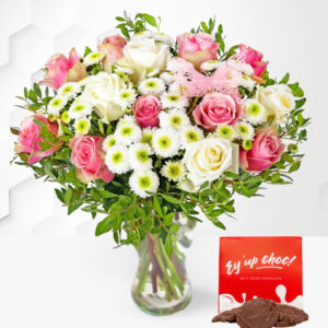 Rose Medley Mothers Day Flowers UK - Flowers For Mum - Mum Flowers - Free Chocs